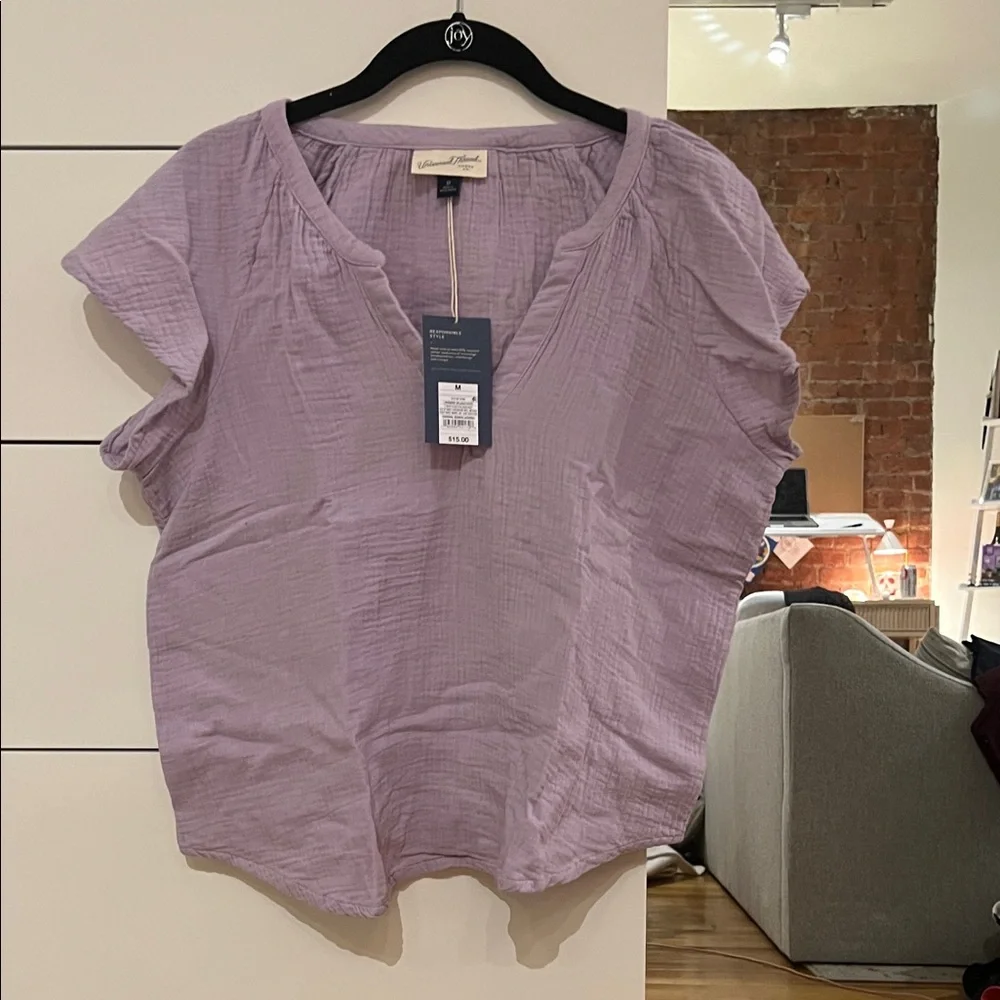 Universal Thread Lavender Blouse - Picture 1 of 4